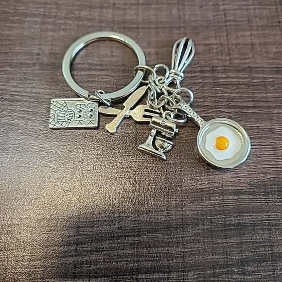 Unbranded Cooking Theme Keychain Silver‎ Tone Unisex NWOT Collectible Auto Home - Picture 5 of 5